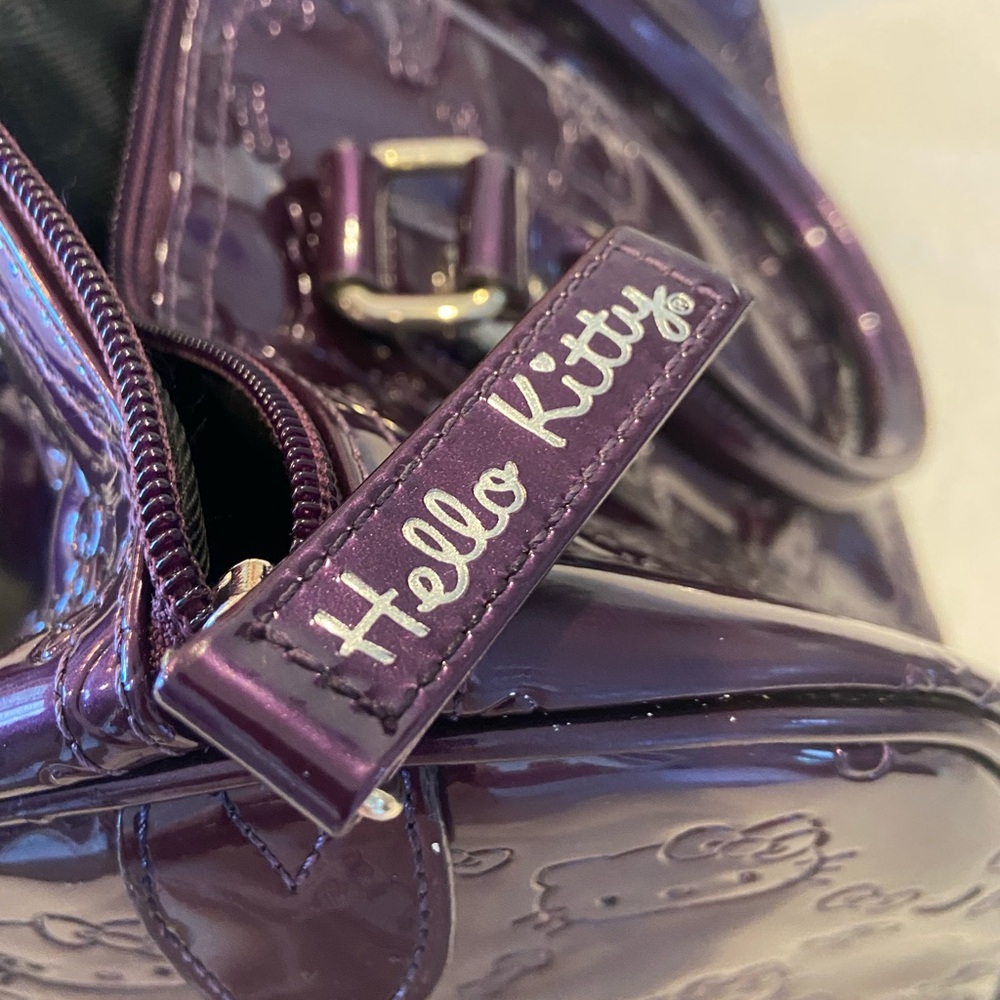Hello Kitty Purple Shoulder Bag with Embossed Design - Picture 7 of 10